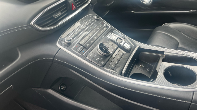 Hyundai SANTA FE 1.6 TGDi Hybrid Ultimate 5dr 4WD Auto Hybrid Estate